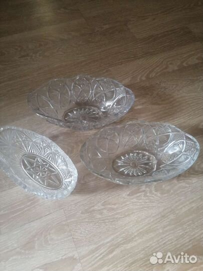 Большая хрустальная ваза