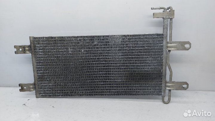 Радиатор масляный Nissan Armada 5.6 2010