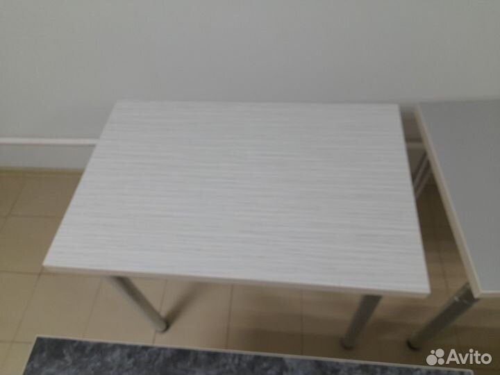 Кухонный стол новый размер 90/60