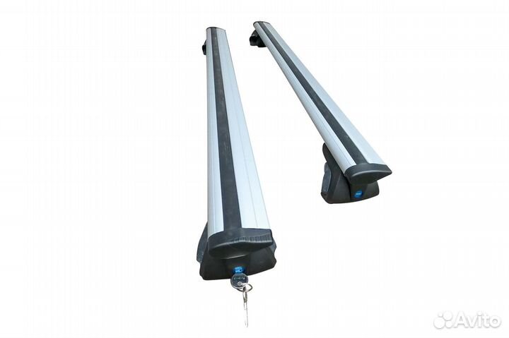 Поперечины Интер Титан крыло с замком на рейлинги