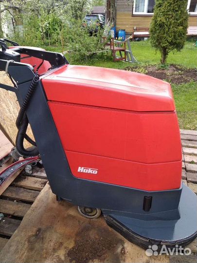 Поломоечные машины Tennant T2, T3, Hakomatic 530