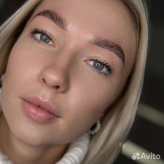 Мастер бровист