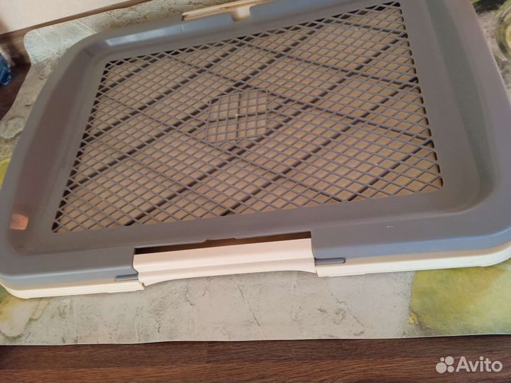 Лоток для собак со столбиком