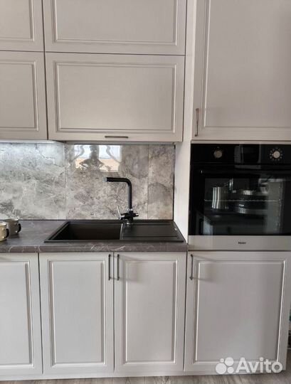 Кухонный гарнитур П-образный