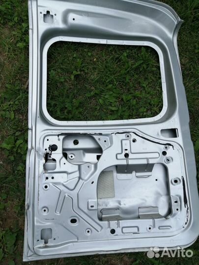 Двери багажника на ларгус