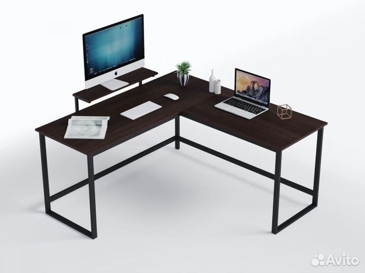 Угловой компьютерный стол