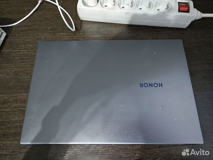Honor magicbook 14 Ryzen 5 3500u