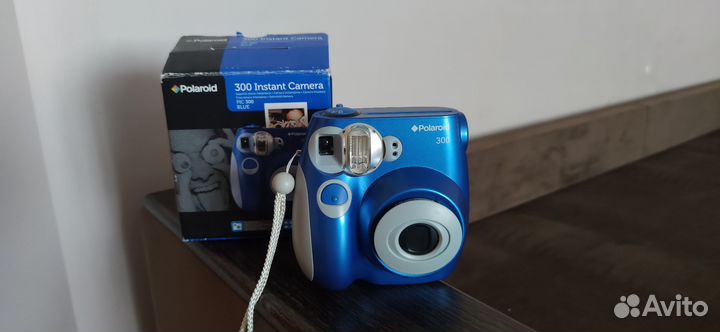 Фотоаппарат Polaroid 300 Instant Camera
