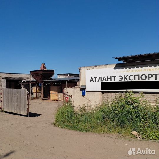 Рабочие на деревообработку