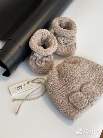 Пинетки и шапочка