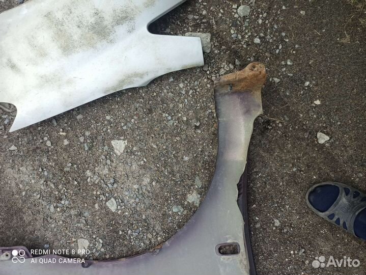 Toyota spacio крыло