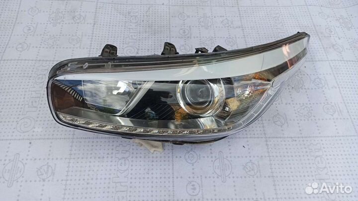 Фара ксенон левая Kia ceed 2