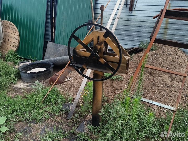 Трубогиб для профильной трубы