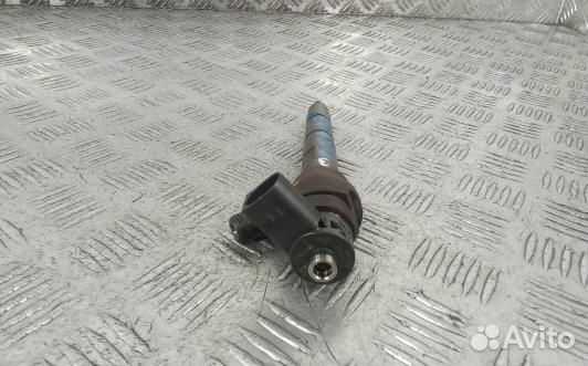 Форсунка дизельная audi A4 B8 (DEA33AL03)