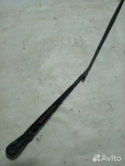 Поводок заднего дворника Mazda 626 седан 1998