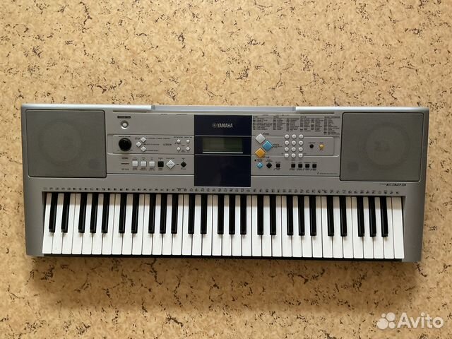 Синтезатор Yamaha PSR-E323 купить в Москве | Хобби и отдых | Авито
