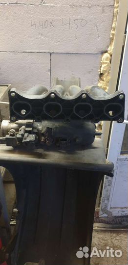 Коллектор впускной от Toyota двс 5A-FE