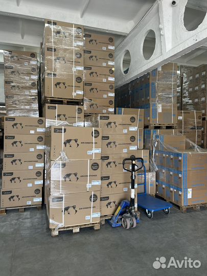 Кондиционер Сплит система Midea Установка