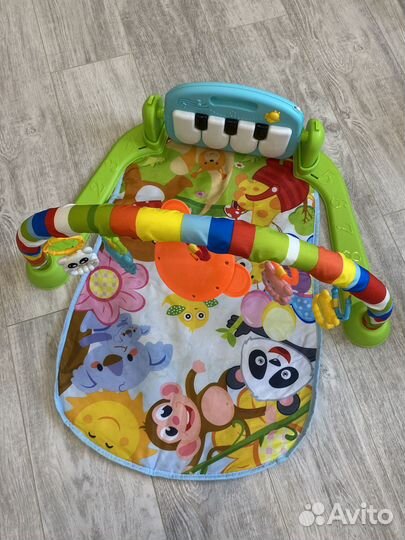 Развивающий коврик и кубики