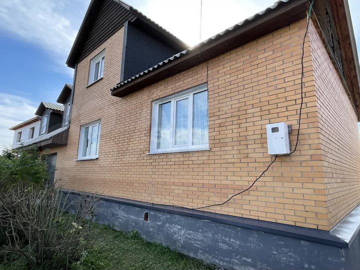 Дом 131,4 м² на участке 11,4 сот.