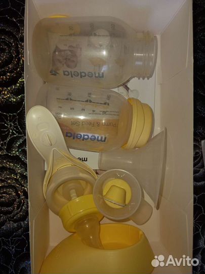 Молокоотсос medela ручной