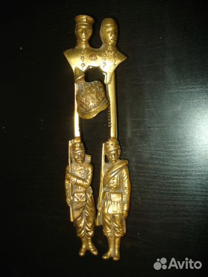 Орехокол, пмв, карикатура Антанта против Кайзера