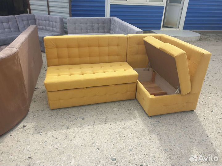 Кухонный диван