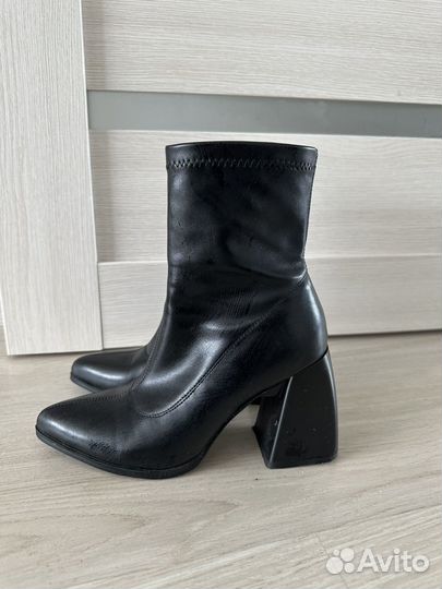 Сапоги весенние 36