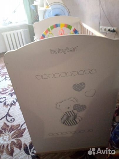 Продам детскую кроватку