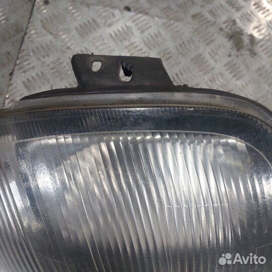 Фара передняя правая Renault Clio седан K7J700