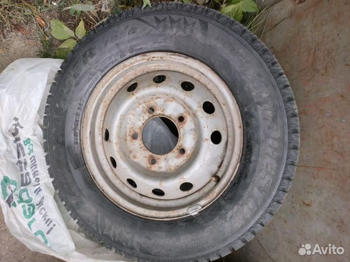 R15 Bridgestone Ice Cruiser 7000S 205/70, PCD 5x139.7 DIA 98.5