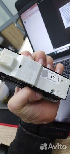 Оригинальный стеклоподьемник range rover vogue