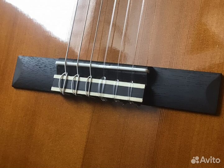 Новая Классическая гитара Yamaha C40 + Чехол