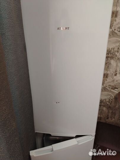Холодильник атлант бу