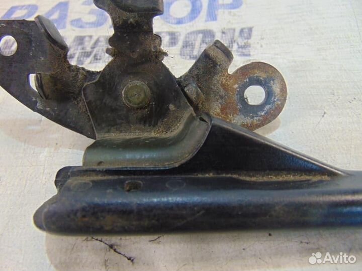 Ручка открывания лючка бензобака для Nissan Cefiro