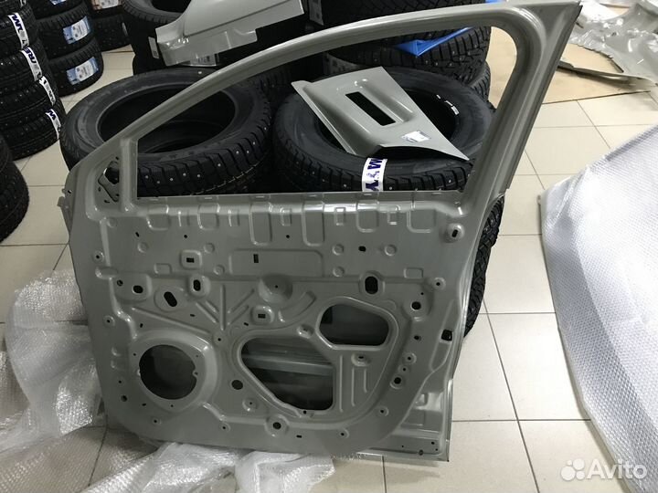 Дверь передняя правая LADA X-ray Cross 8450105004