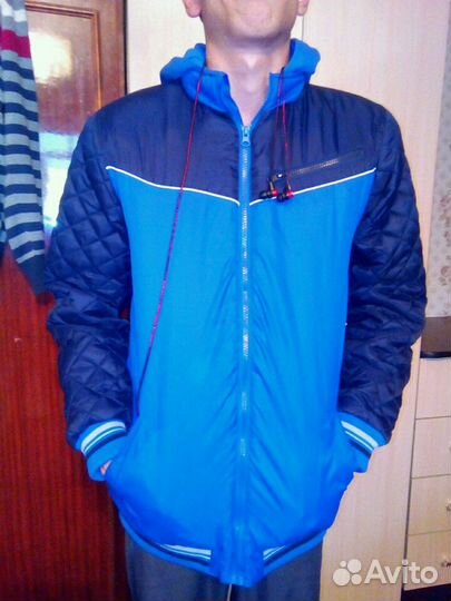 Новая куртка на подростка