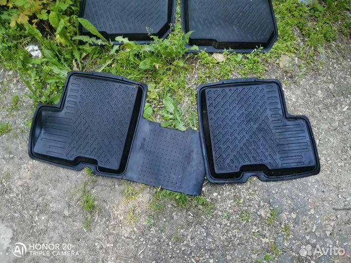 Коврики для автомобиля Renault logan