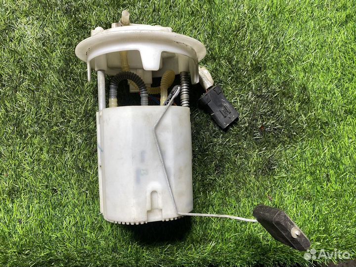 Бензонасос Peugeot Partner