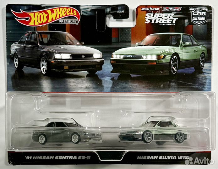 Hot Wheels Premium 2-Pack Nissan