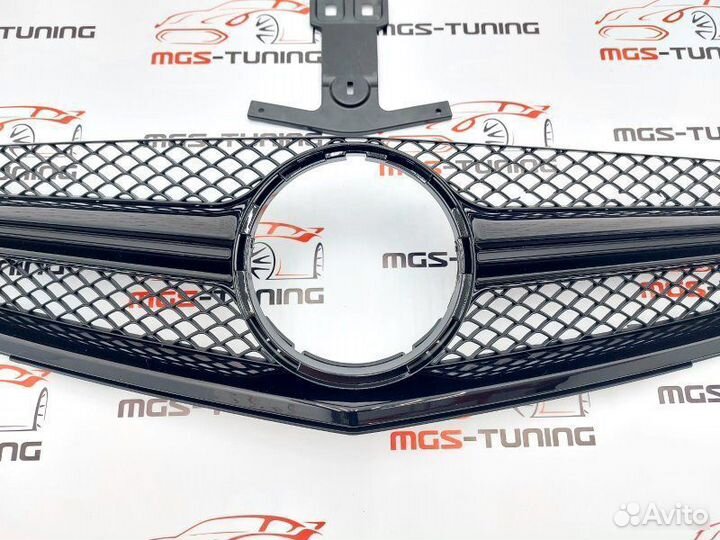 Решетка для оригинала C63 AMG Mercedes w204 11-15
