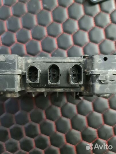 Блок силовых предохранителей Mercedes W221