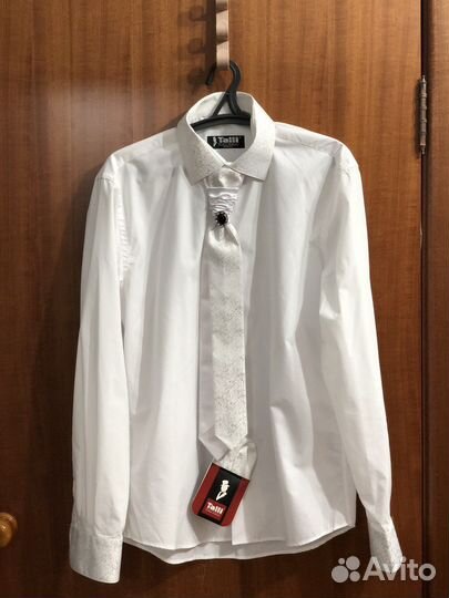 Рубашка с галстуком