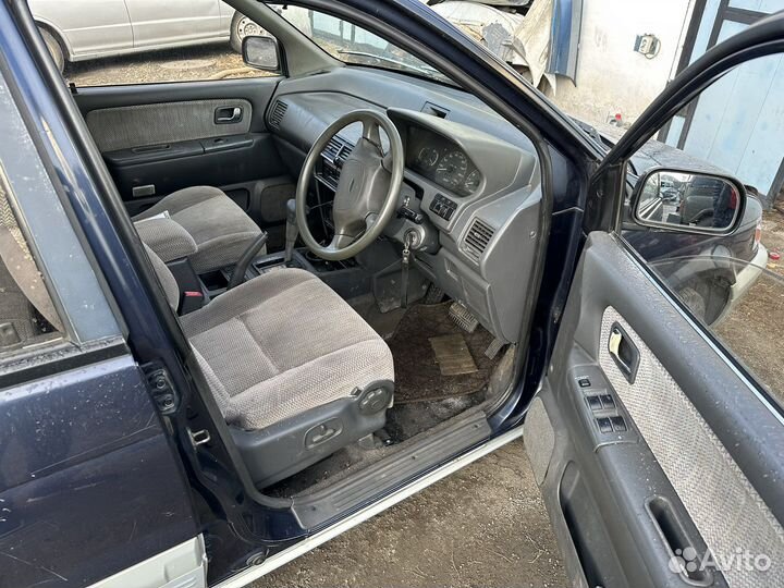 Mitsubishi chariot разбор по запчастям