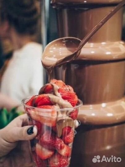 Шоколадный фонтан аренда на праздник мероприятие