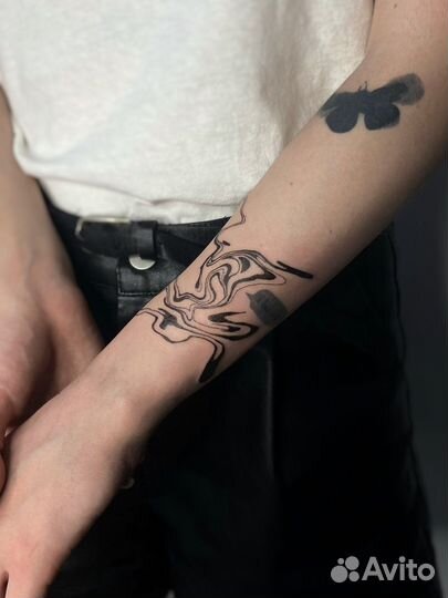 Модель для тату