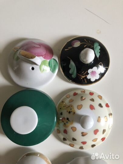Крышки фарфоровые от сахарниц и чайников