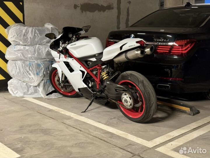 Ducati 848 evo