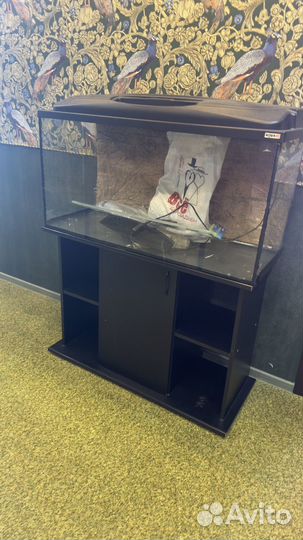 Аквариум с тумбой