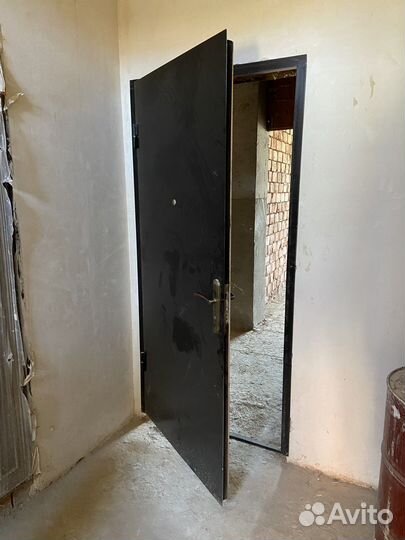 Дверь входная металлическая